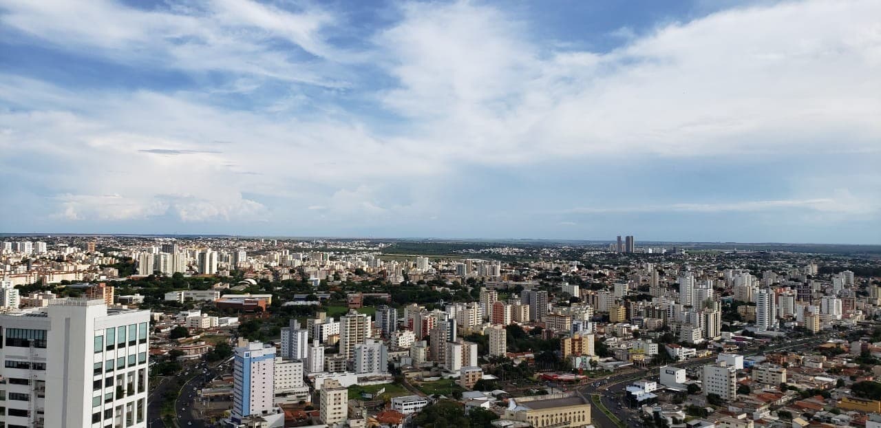 Onda de calor e tempo seco prolongado causam alerta no campo no Triângulo Mineiro